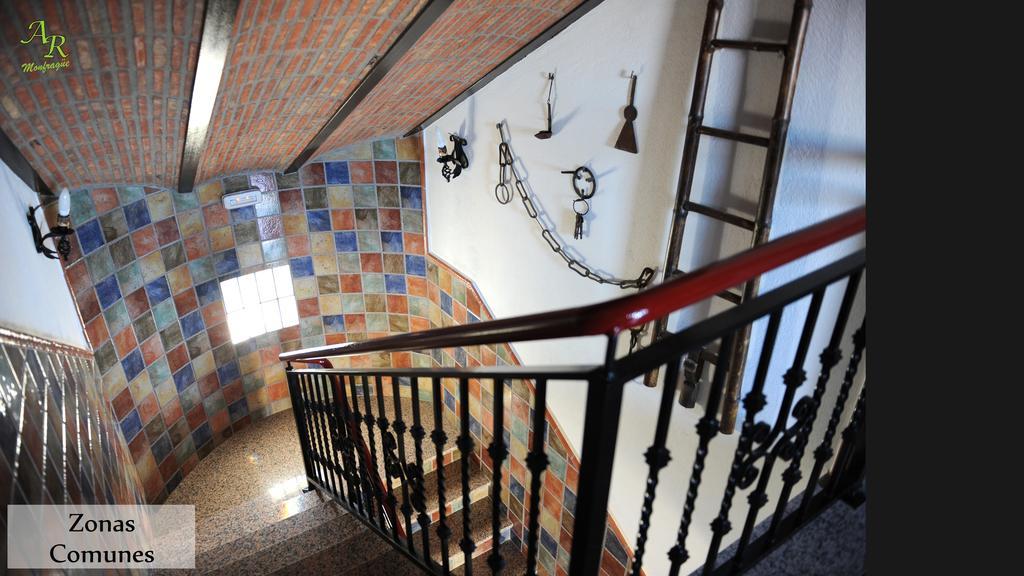 Torrejón el Rubio Apartamentos Rurales Monfraguee מראה חיצוני תמונה