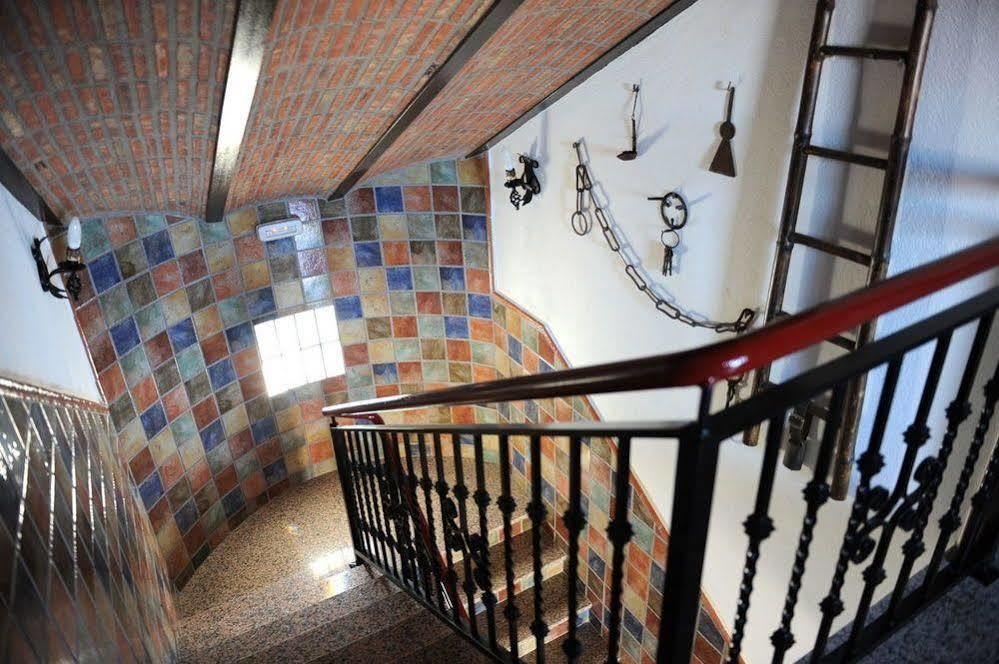 Torrejón el Rubio Apartamentos Rurales Monfraguee מראה חיצוני תמונה